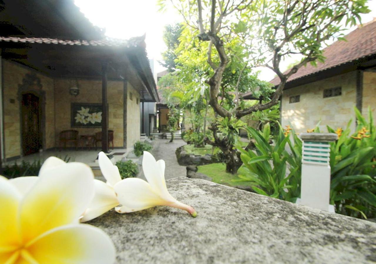 Taman Sari Cottages Kuta Lombok Exterior foto