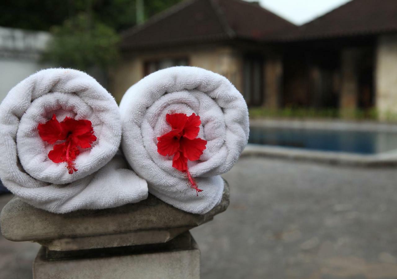 Taman Sari Cottages Kuta Lombok Exterior foto